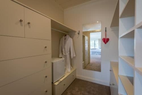 Deluxe King Suite