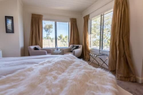 Deluxe Suite with Spa Bath
