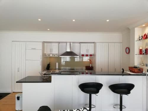 One-Bedroom Apartment with Sea View