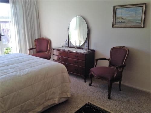 Queen Room with Garden View
