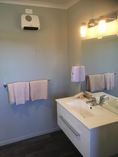 Kingswood Motel2