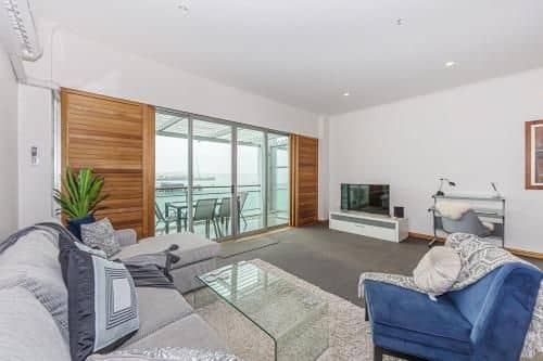 Princes Wharf - Absolute Waterfront & Great Views Princes Wharf - Absolute Waterfront & Great Views