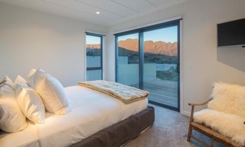 Kahurangi Luxury Holiday Home by MajorDomo4