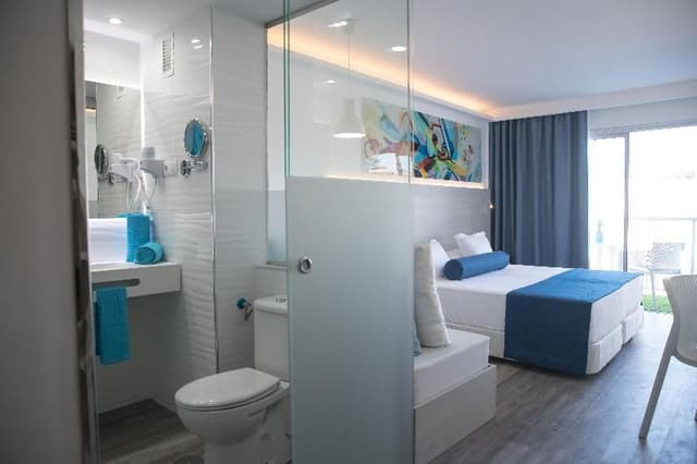 Double or Twin POOL VIEW