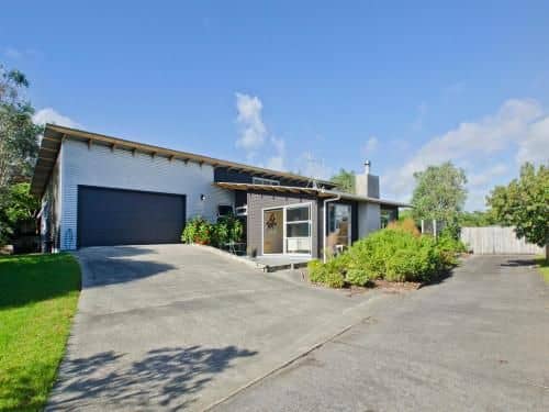 The Beach House - Ruakaka Holiday Home The Beach House - Ruakaka Holiday Home