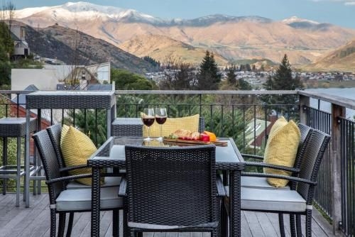 White Peaks Villa0