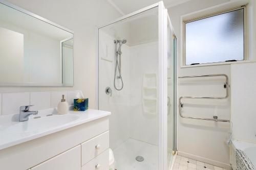Cromwell Cottage - Cromwell Holiday Home1