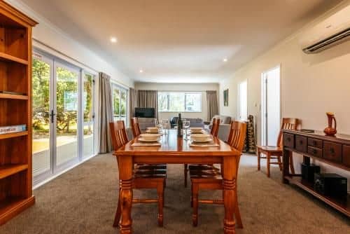 Number Six - Oneroa Holiday Home Number Six - Oneroa Holiday Home