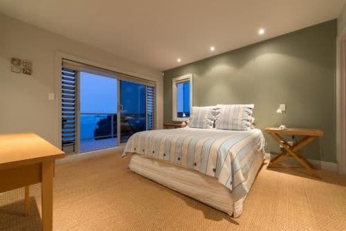 Double or Twin Room with Private Bathroom - Waitata