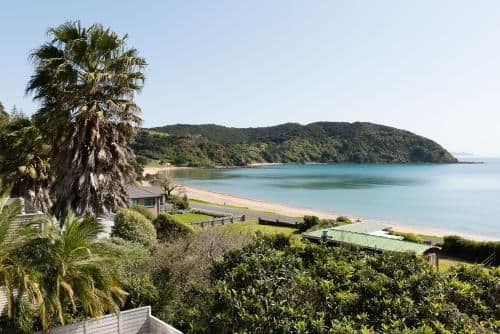 Double or Twin Room with Private Bathroom - Waitata