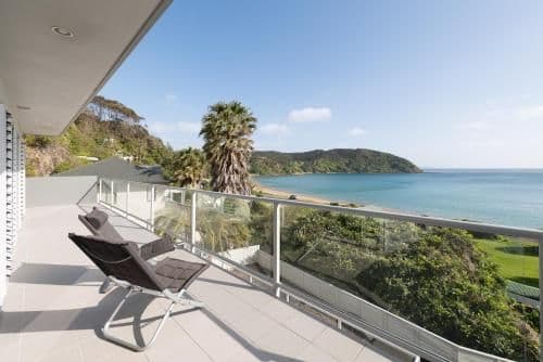 Double Room with Private External Bathroom - Oneroa