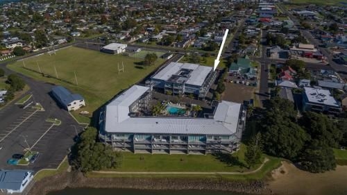 Rooftop Views - Whitianga Apartment1