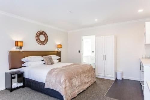 Studio Apartment - Interconnected Studio Apartments Available
