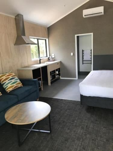 King Studio with Sofa Bed