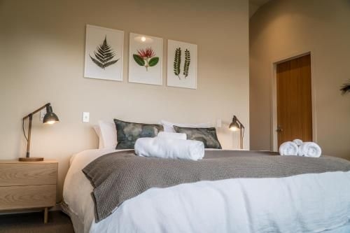 Faulks Terrace - Sleeps 6 - Lake & Mountain Views - Walk To Town (Release Wanaka Faulks Terrace)3