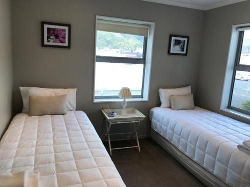 Oxley's Superior Luxury Apartment1