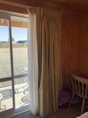 The Log Cottage3