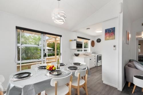 A slice of Kiwi Heaven - Turangi Holiday Home1