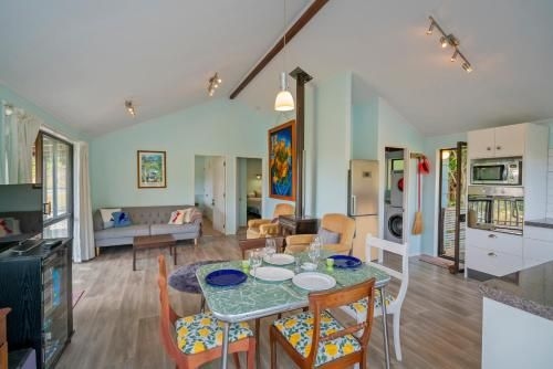 Bluebird Bach - Onemana Holiday Home0
