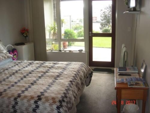 Seascape Bed & Breakfast4