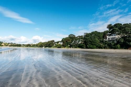 The Beach House - Oneroa Beach1