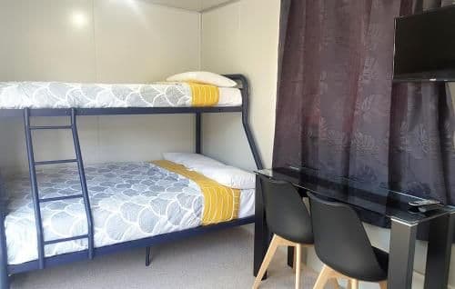 Economy Quadruple with shared facilities