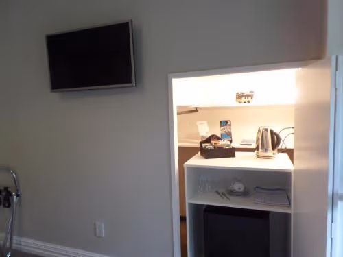 Queen Room with Garden View