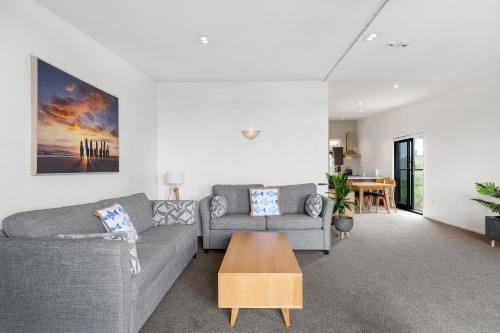 Rooftop Retreat - Mount Maunganui Holiday Home4
