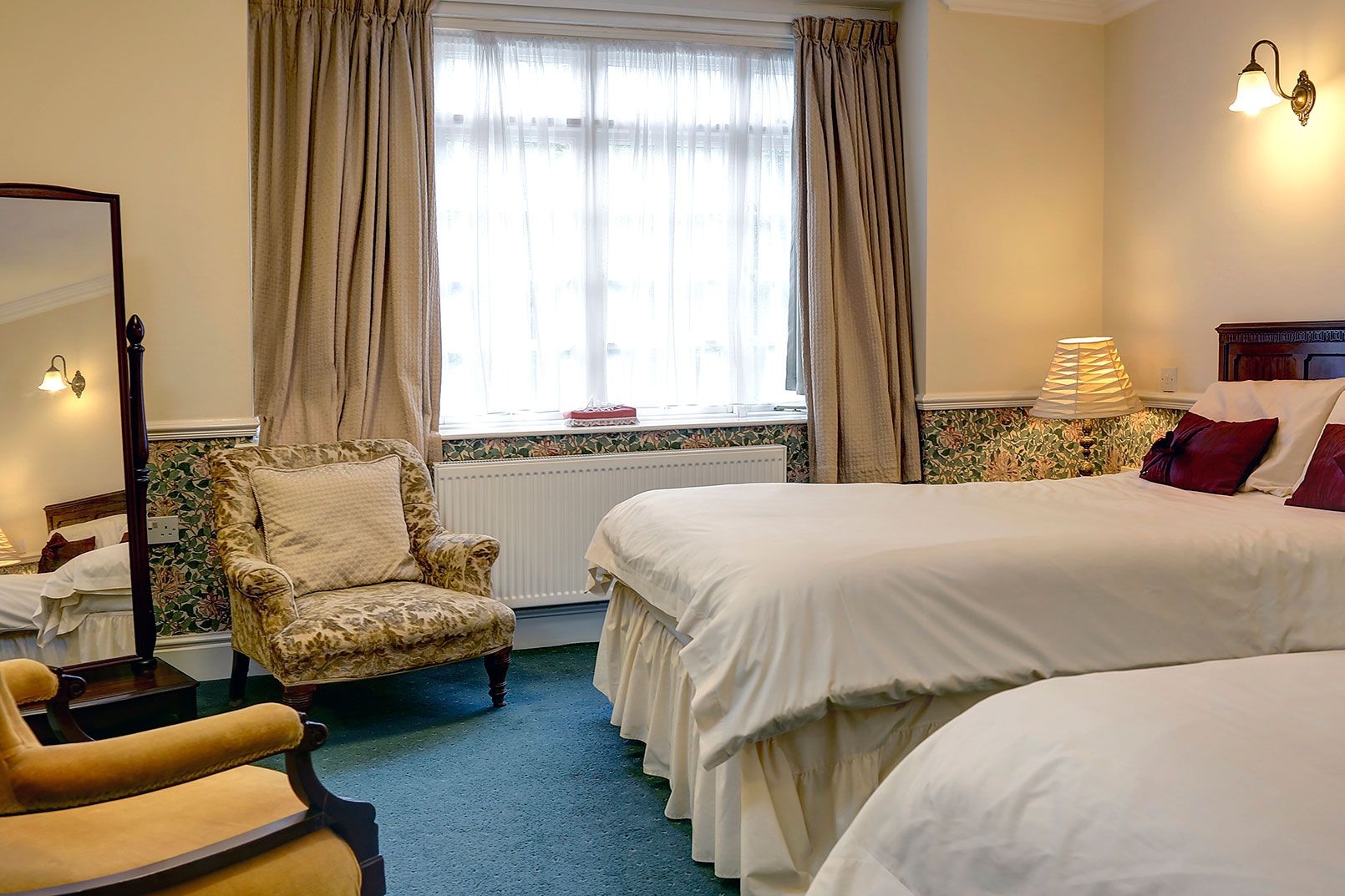 Best Western The Lairgate Hotel0