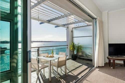 1BR Princes Wharf Apartment with Fabulous Views 1BR Princes Wharf Apartment with Fabulous Views