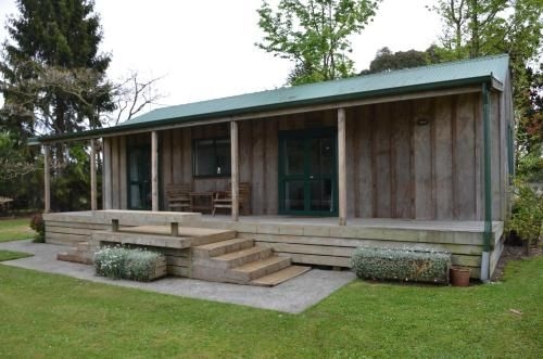 Off The Track - Cottages4