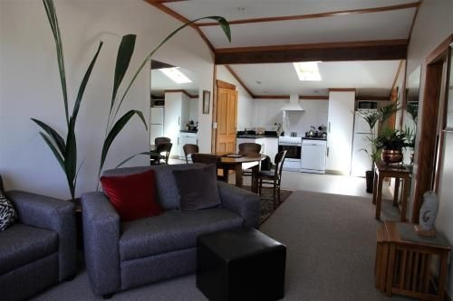 Tarawhata Thermal Apartment4
