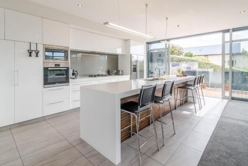 La Maison De Verre - Akaroa Holiday Home4
