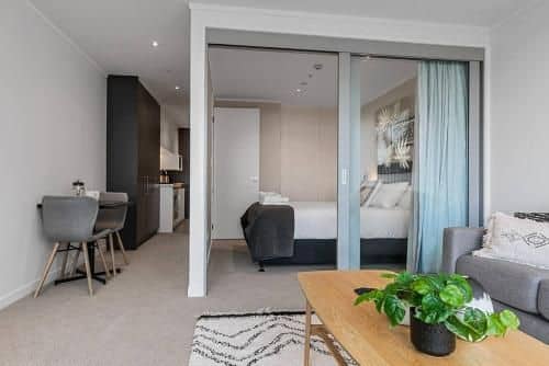 Beautifully Modern Brand New Central Apartment Beautifully Modern Brand New Central Apartment