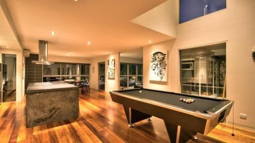 Five-Bedroom Holiday Home