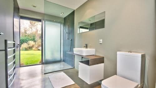 Five-Bedroom Holiday Home