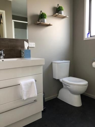 Twizel - Rhoboro Getaway - Modern & Relaxing4