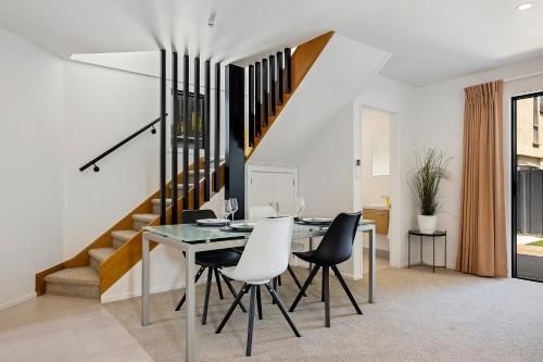 Downtown Hideaway - Christchurch Holiday Home4
