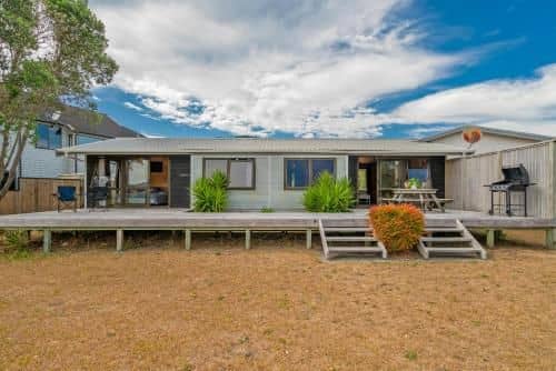 Golden Holidaze - Pauanui Holiday Home Golden Holidaze - Pauanui Holiday Home