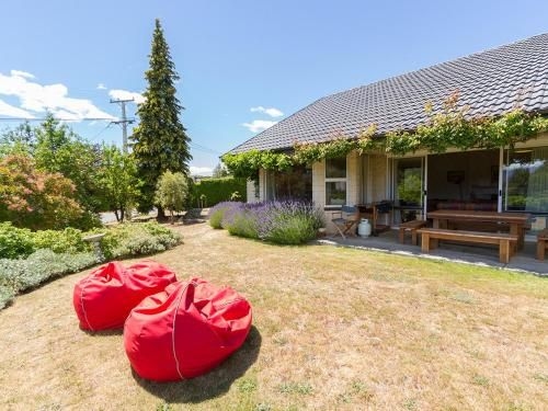 Eely Point Escape - Wanaka Holiday Home2