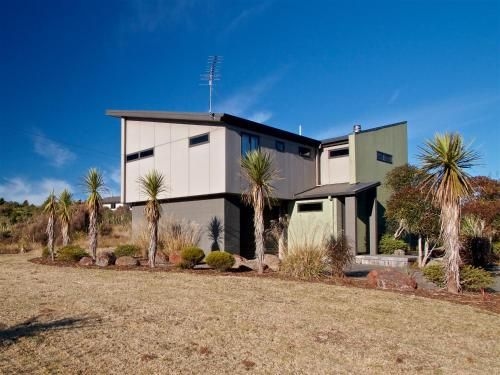 National Treasure with Spa - National Park Holiday Home1
