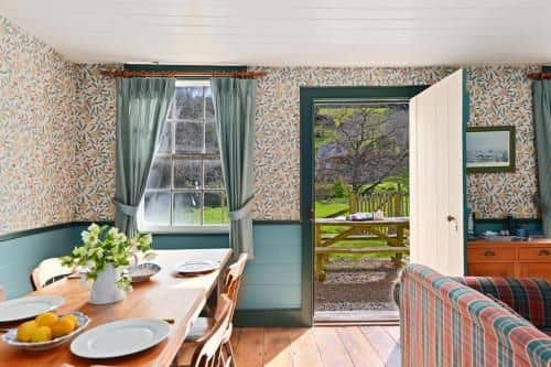 Historic Pavitt Cottage - Robinsons Bay Holiday Home Historic Pavitt Cottage - Robinsons Bay Holiday Home