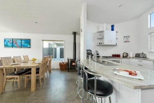 Waterways Wonder - Pauanui Holiday Home3