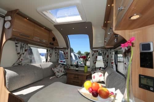 Quadruple Room with Lake View