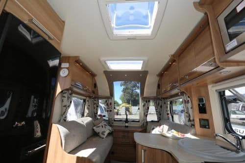 Quadruple Room with Lake View