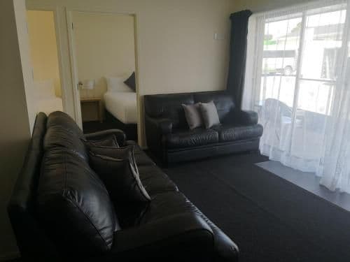 Deluxe Family Suite