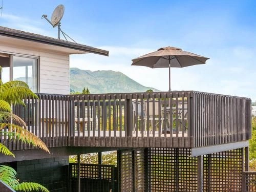 Taupo Panorama - Lake Taupo Holiday Home0