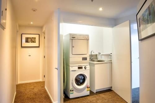 The Luxury Apartment1