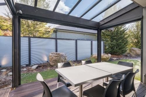 The Sombre Duck - Cardrona Holiday Apartment4