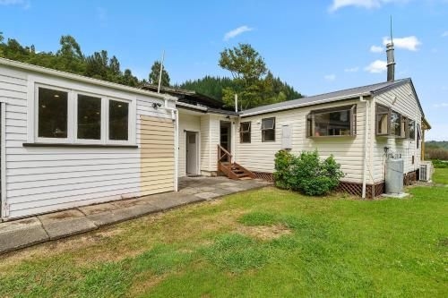 Kauri Cottage - Lake Rotoehu Holiday Home2